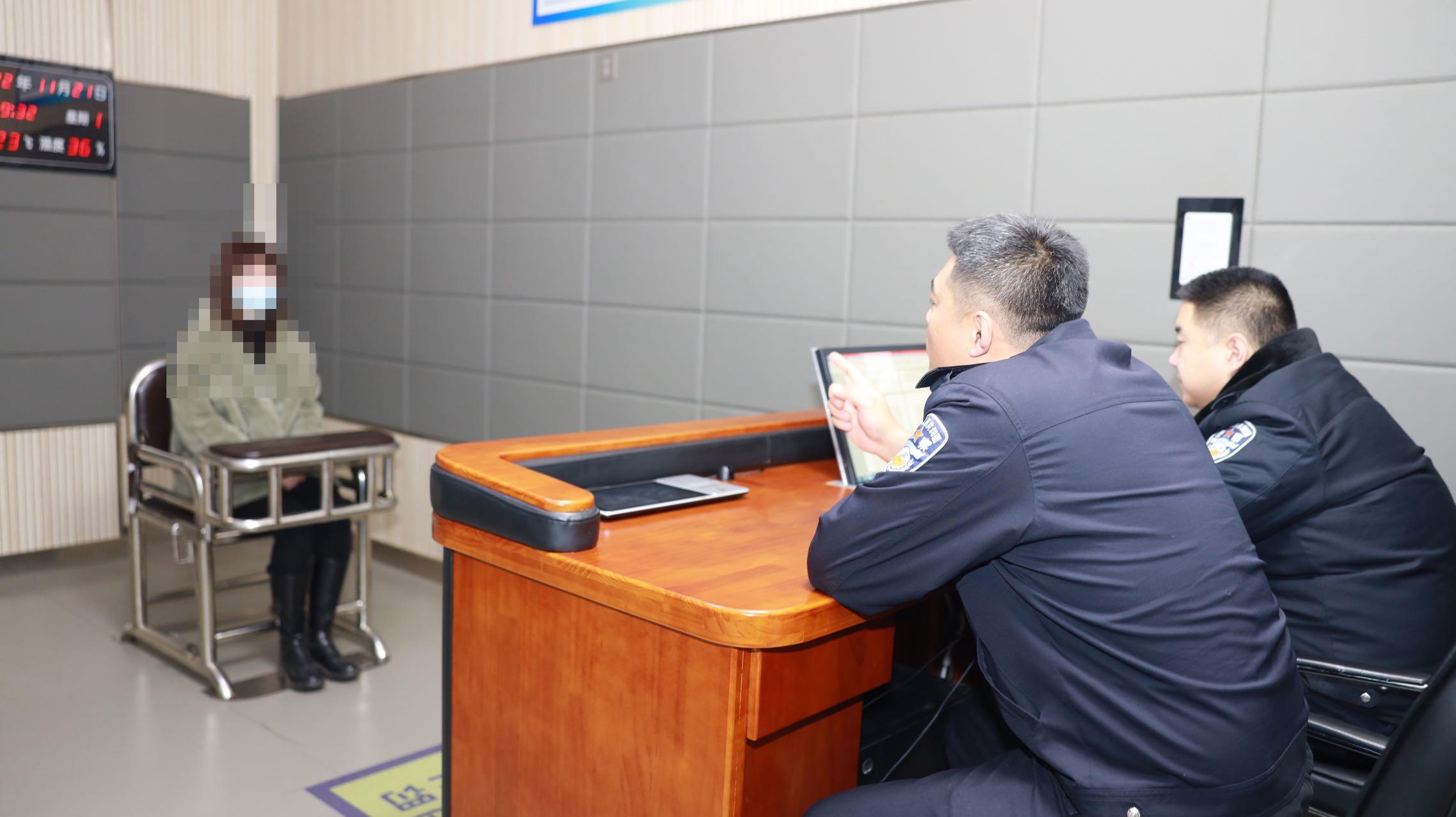 真损！用补肾药冒充降压药！冰城公安摧毁一诈骗老年人钱财犯罪团伙