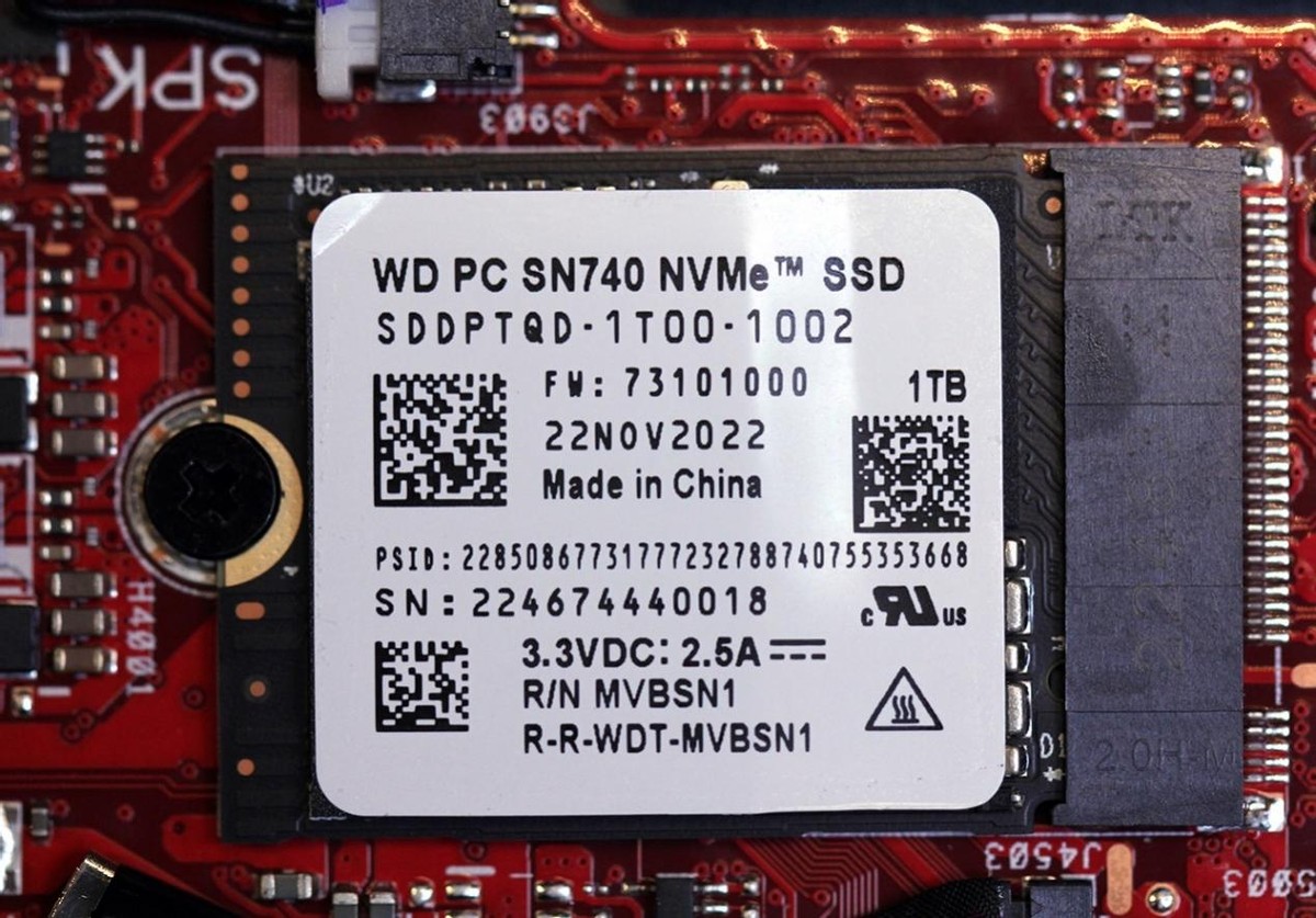 rog2024款幻13笔记本曝光,rog轻薄本幻13拆机