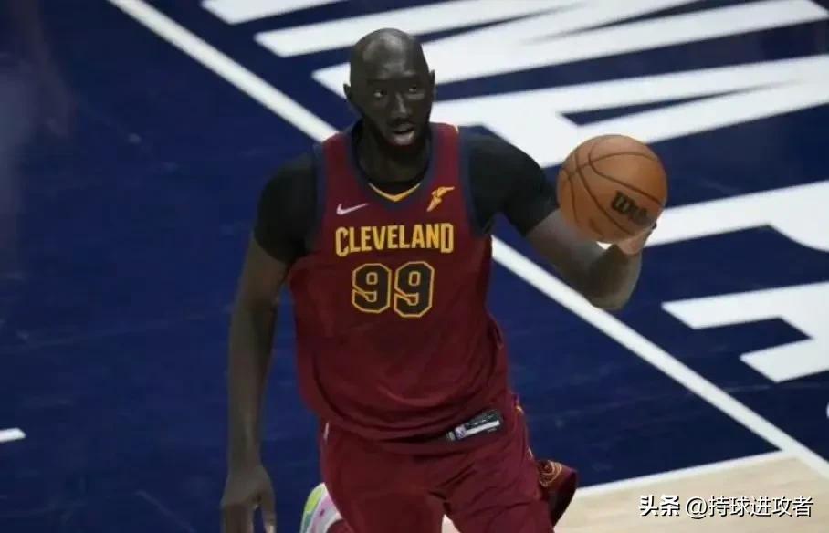 2米29法尔征战cba,法尔在cba打爆别的队