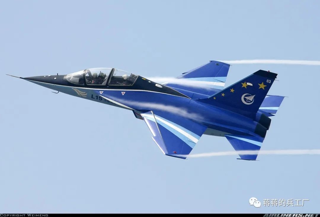 阿联酋采购中国战机,阿联酋购买l-15猎鹰