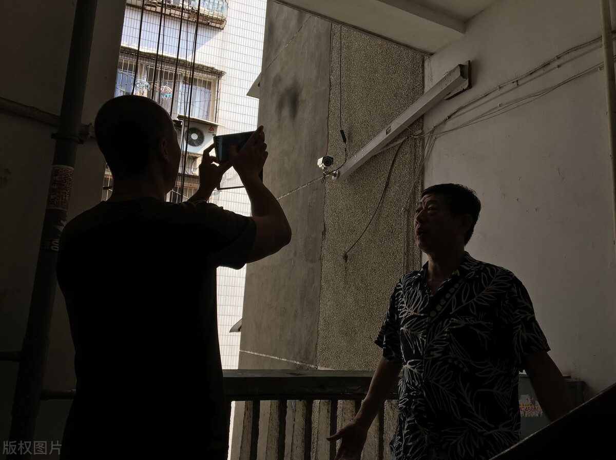 农村房子被拆应该找谁承担责任,农村房子被强制拆除怎么赔偿