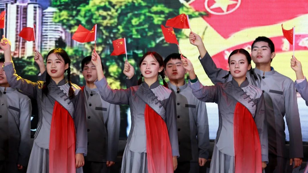 八斗扬帆，为梦起航