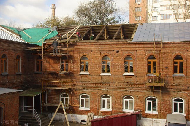 坡屋面上脊瓦的施工方法,现浇屋面瓦施工流程