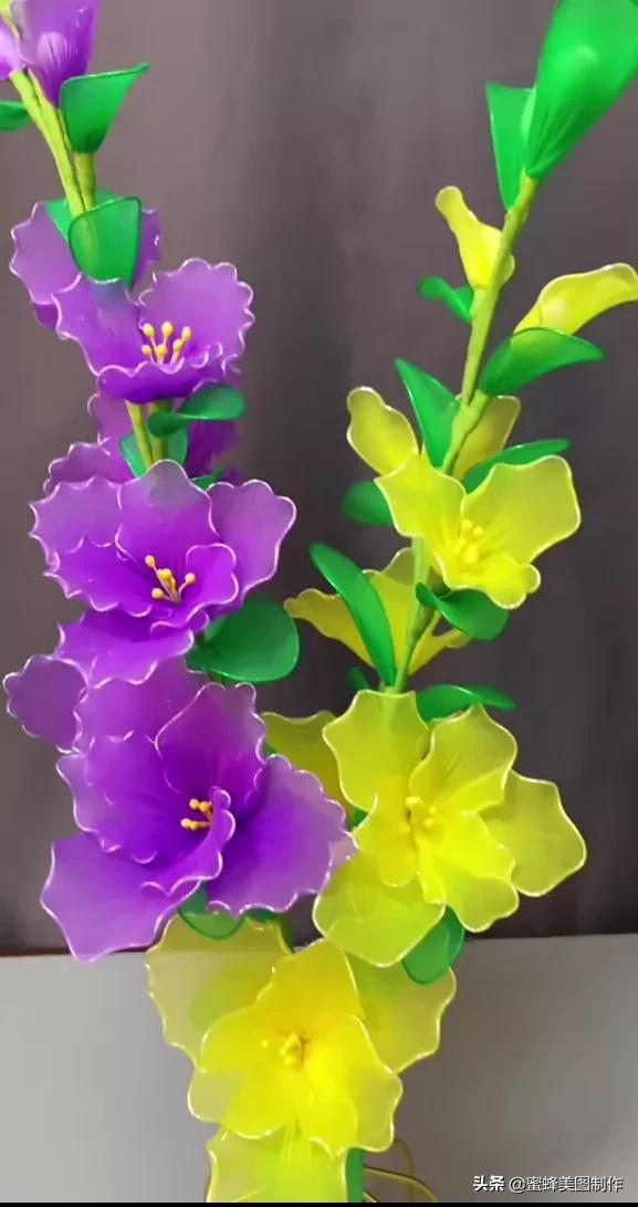 高手在民间根雕做得栩栩如生,看起来很牛逼的手工制作