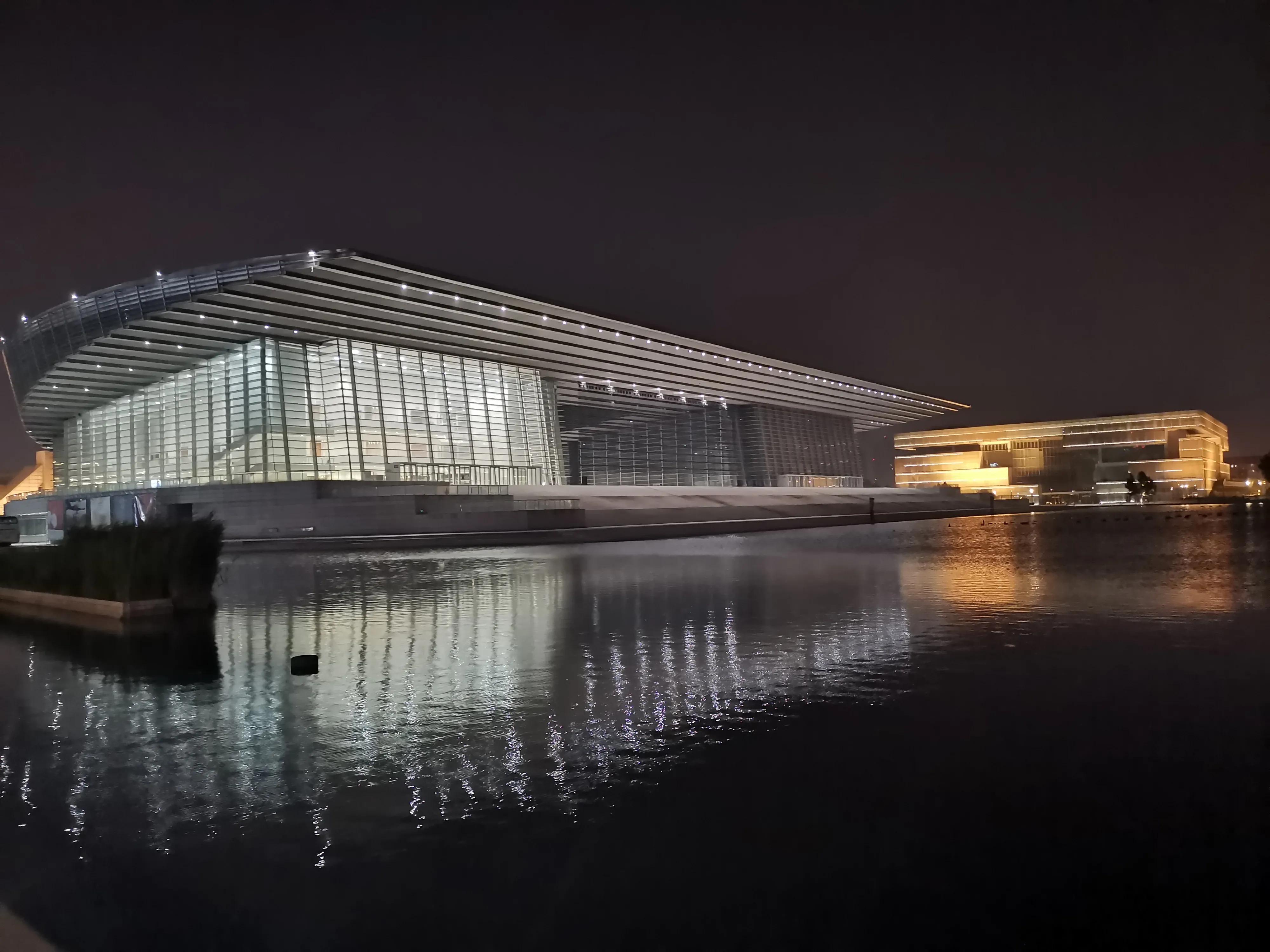 天津银河广场营业时间,天津银河广场海底世界