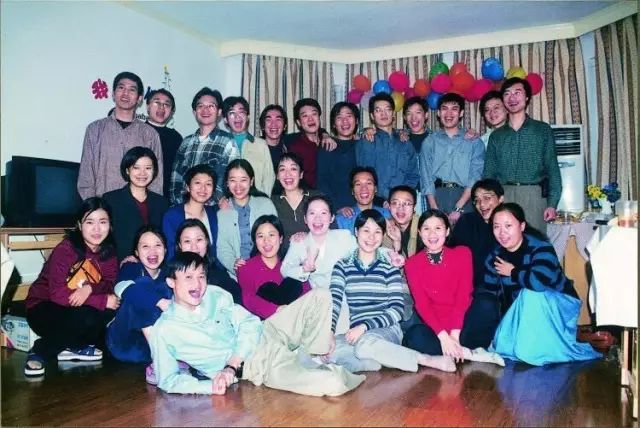 马云杭州湖畔花园在什么地方,马云湖畔花园16幢202室多大