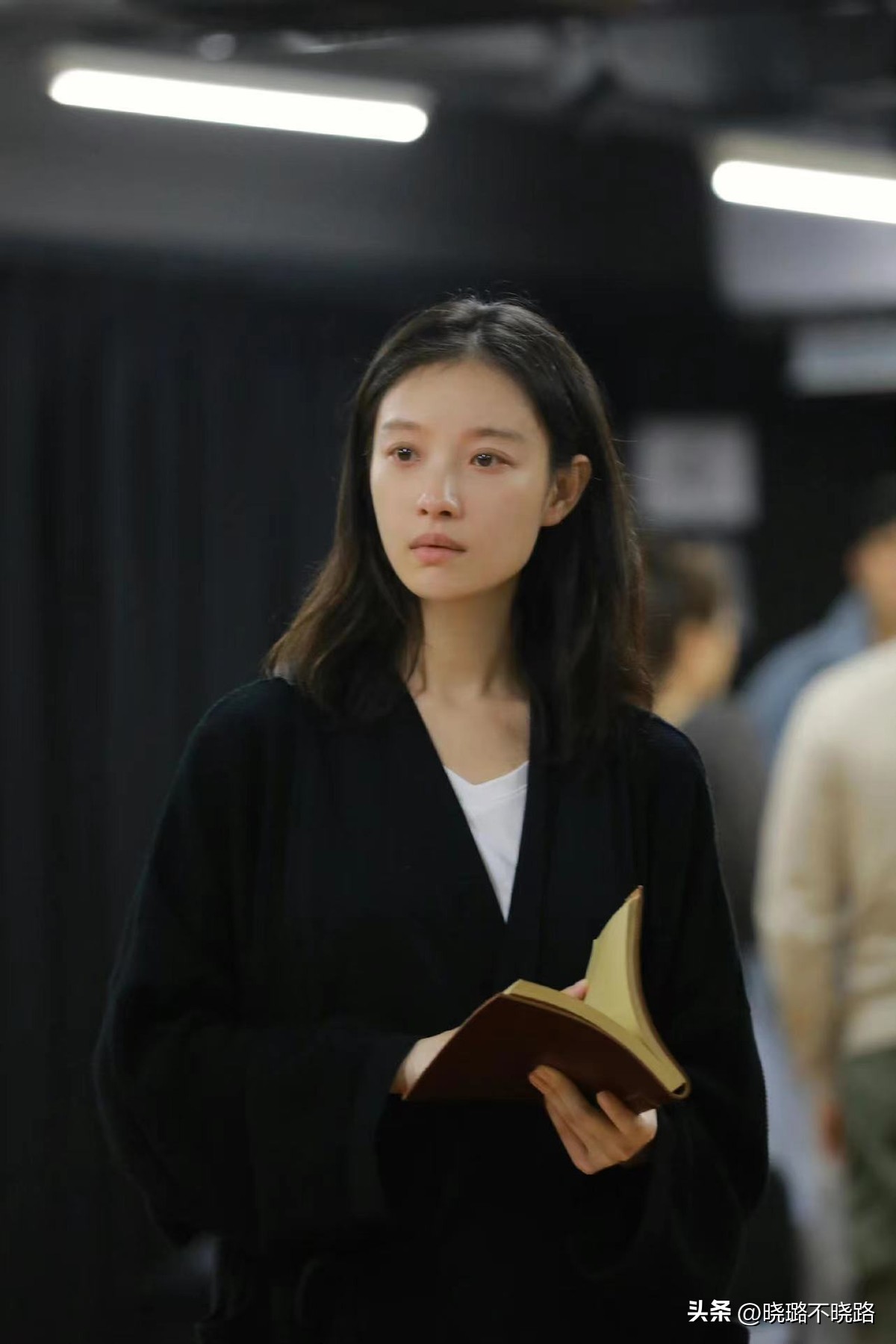 适合方圆脸女生的短发细软,适合方圆脸女生的短发推荐