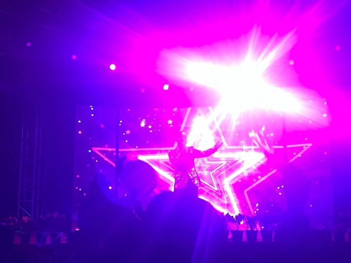 擂响开门红再创新辉煌黄老五食品股份有限公司举办迎新春文艺晚会