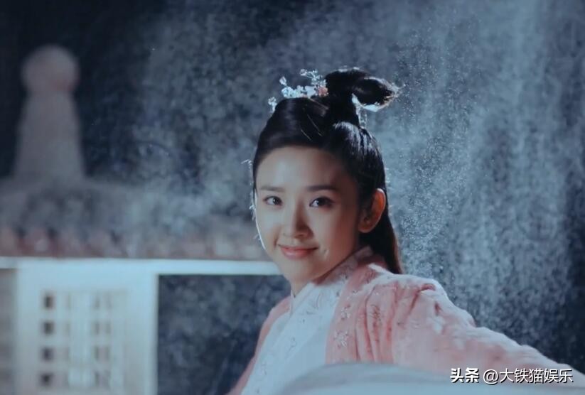 演女二抢女主风头，挑大梁却又差了点意思，这5位女星问题出在哪