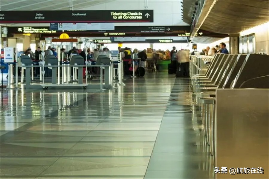 飞机往返票能便宜多少钱,飞机往返票要比单程票的便宜多少