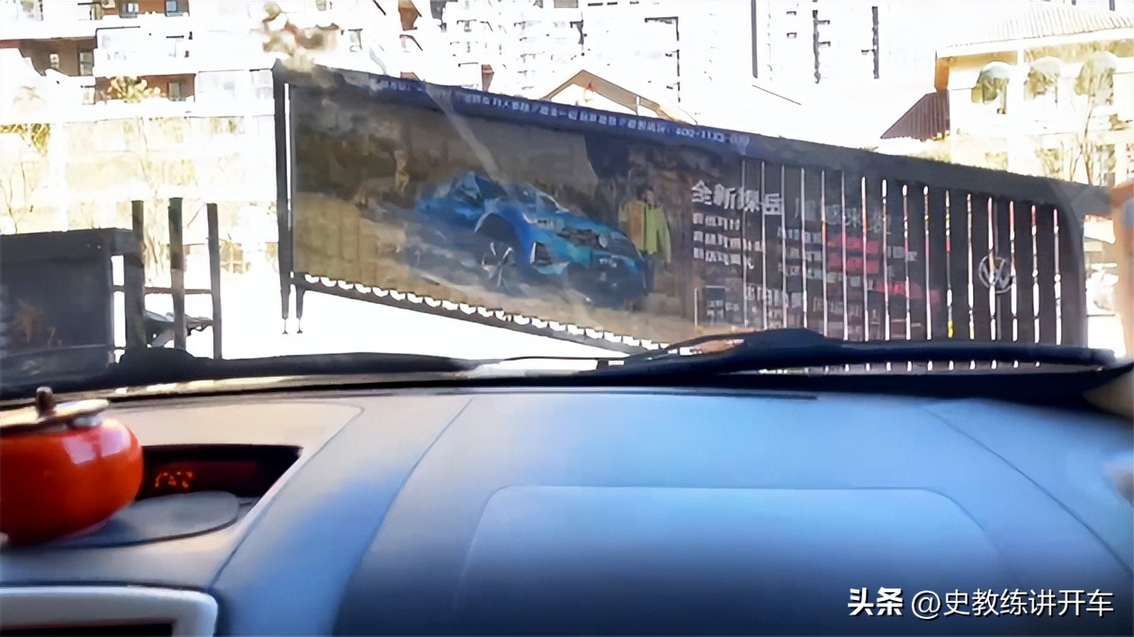 新手地下车库怎么停车,到地下车库都觉得恐惧咋办