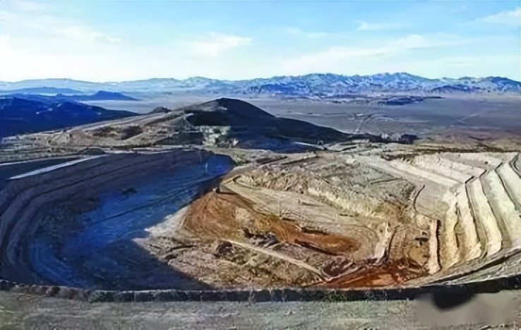 厄瓜多尔金矿最大项目,厄瓜多尔砂金矿开采