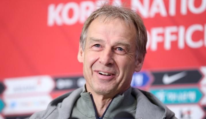 韩国男足主帅克林斯曼下课,韩国男足主教练克林斯曼