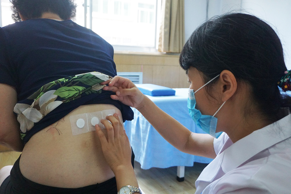 【便民服务】三伏到，伏气到，冬病夏治正当时丨渭南海成皮肤专科医院中医科三伏贴为大家添“伏（福）气”