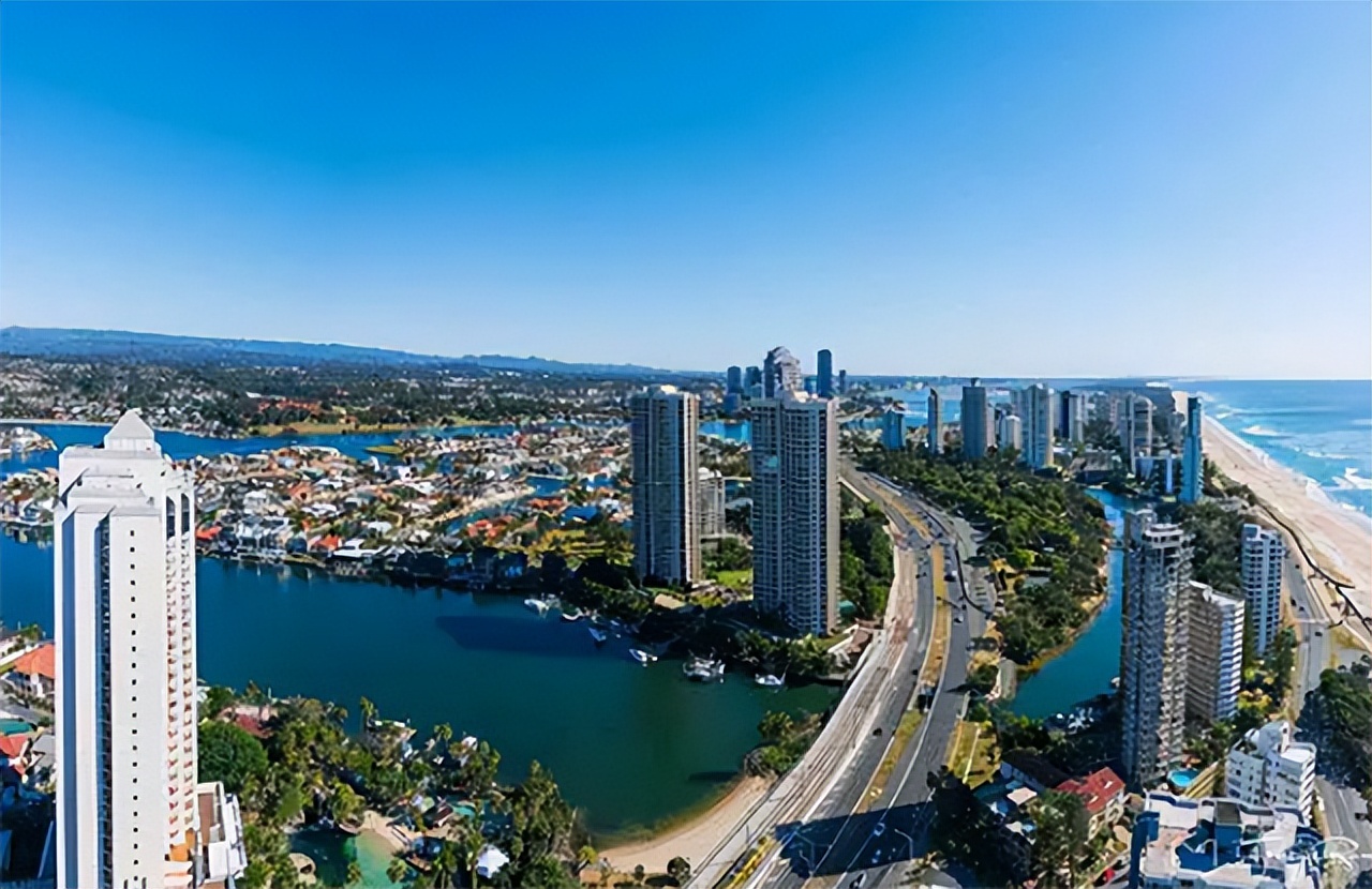 香港暴徒“潜逃”澳大利亚的悲惨生活：靠打临时工过活