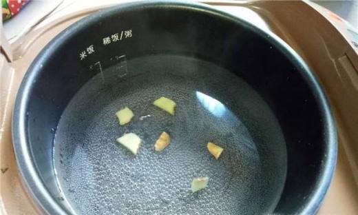 白斩鸭的做法大全家常简单,白斩鸭水煮技巧