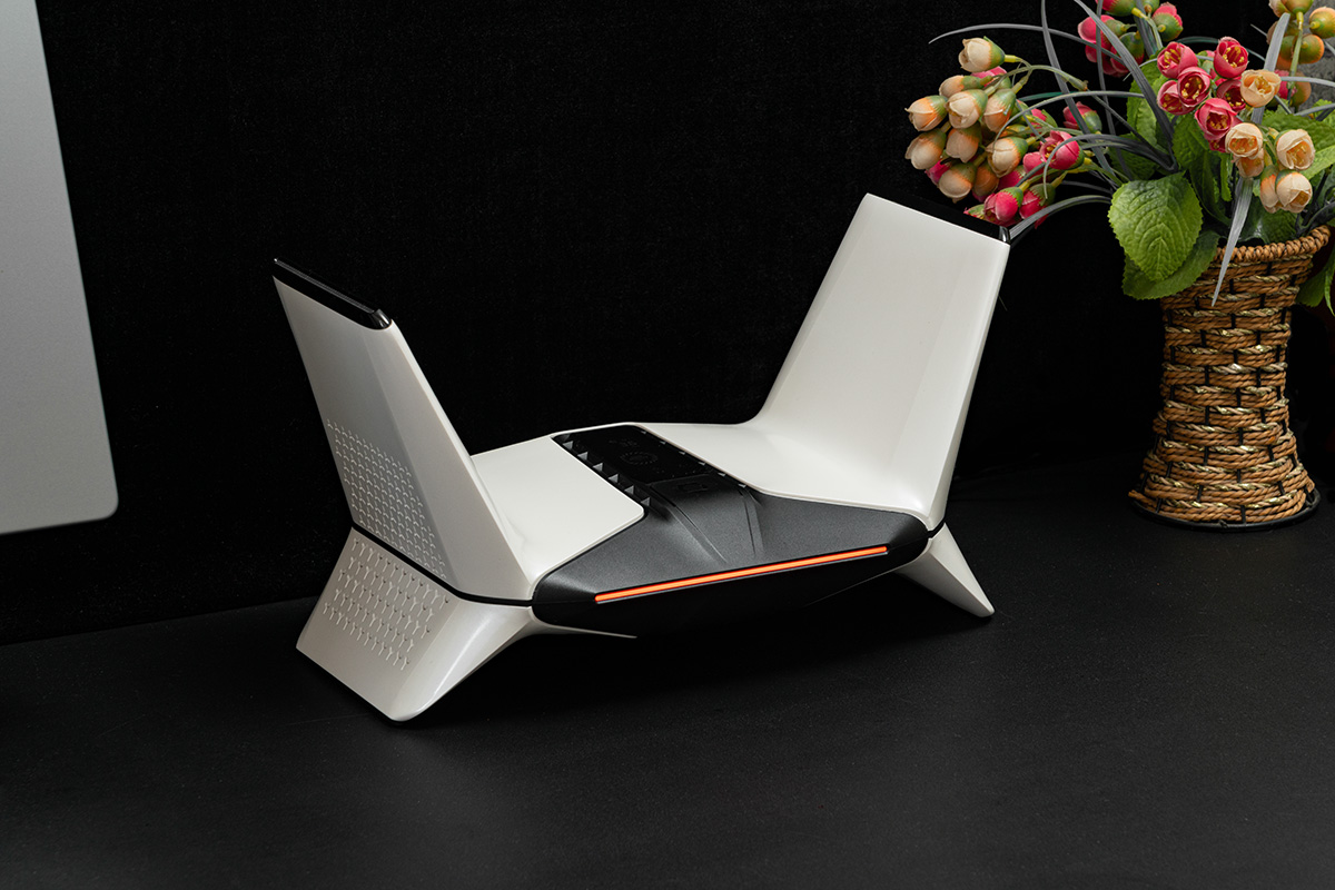 雷神银翼24.5英寸2k240hzfast怎么样,雷神银翼27英寸2k165hz10bit