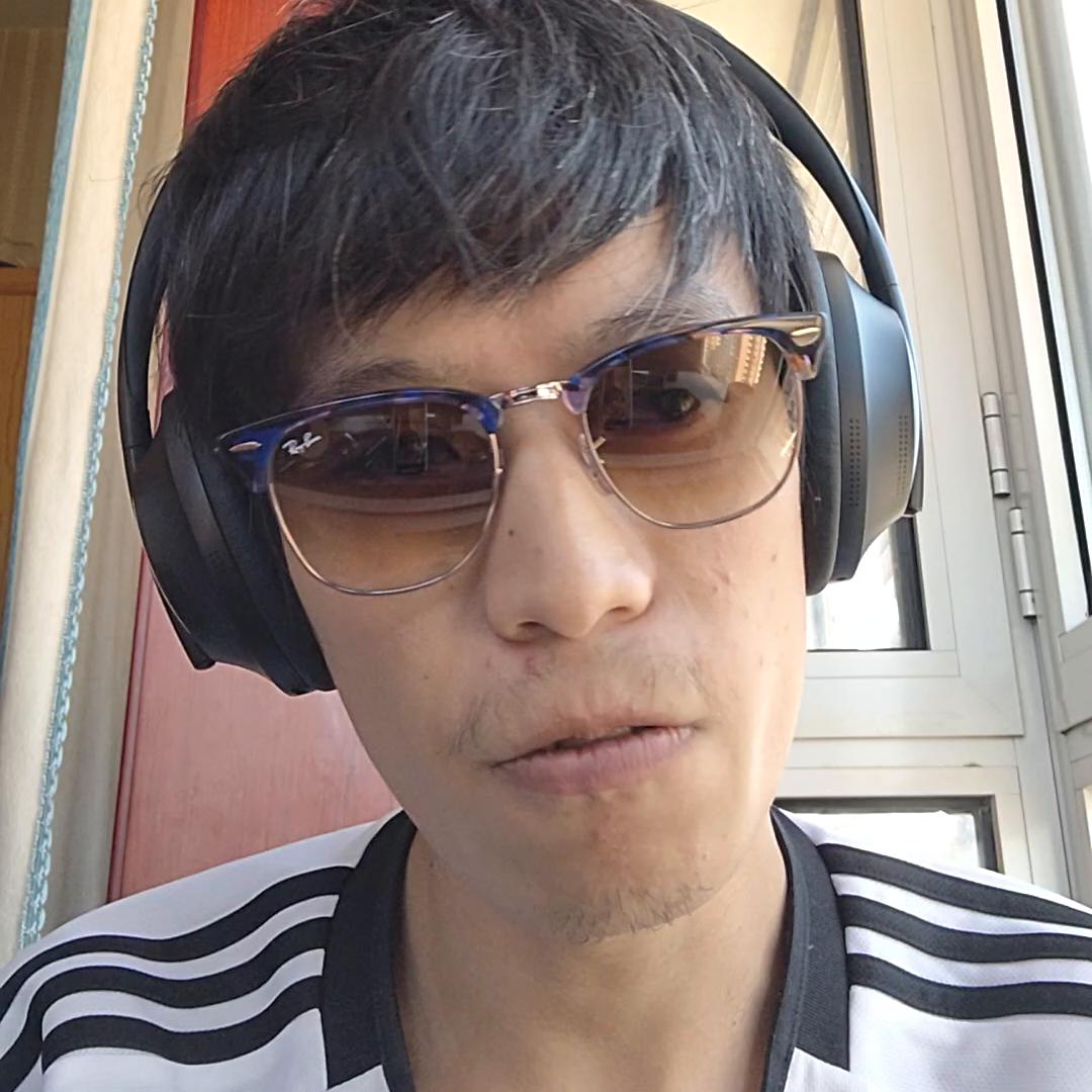 阿伟罗贴吧发言,阿伟罗多少粉丝