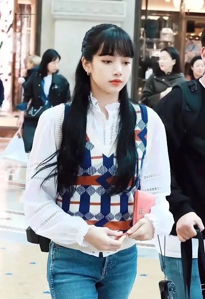 针织马甲棉麻衬衫,针织马甲衬衫下面怎么搭