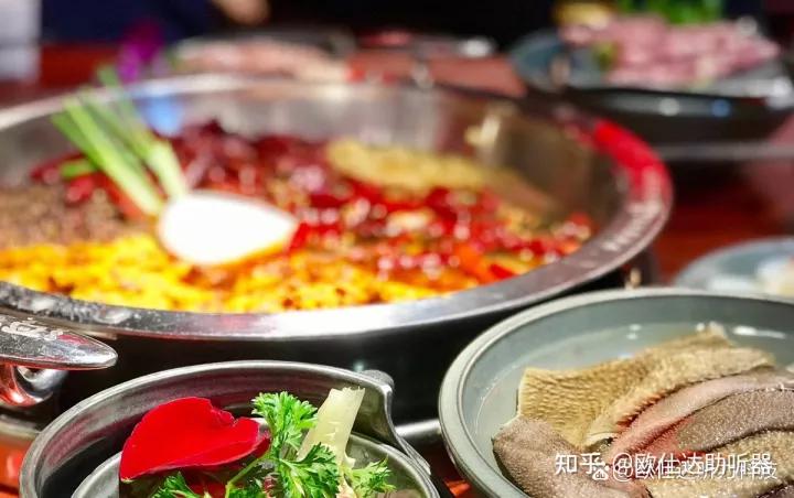 耳鸣耳聋有什么缓解方法？助听器能改善吗？三四千的有没有效果？