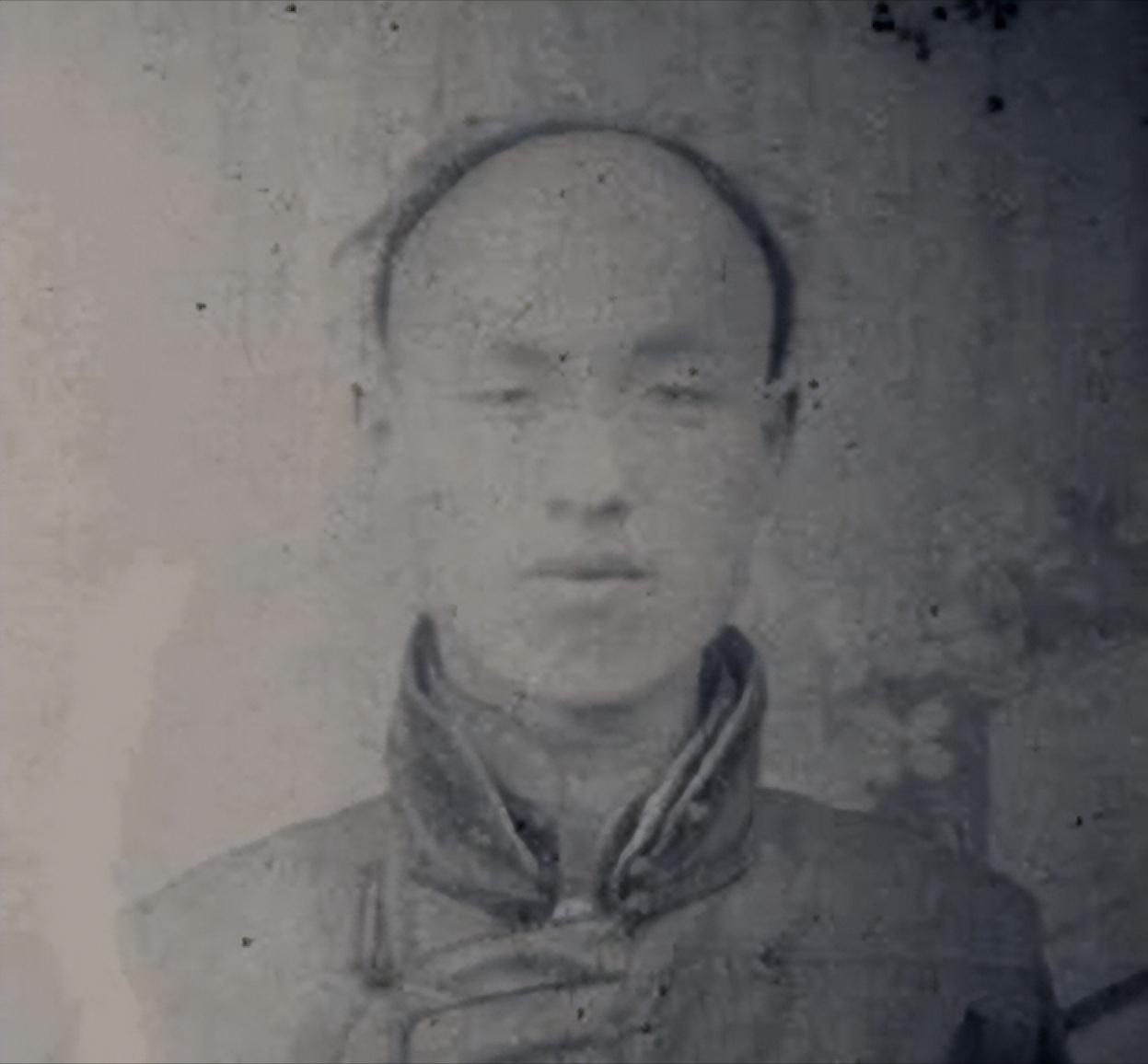 1989年，专家清理霍元甲尸骨时，意外发现霍元甲的真正死因