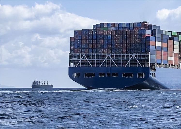 世界杯国内跨境商家这波赚大了！亚马逊店铺爆单体育用品！离谱