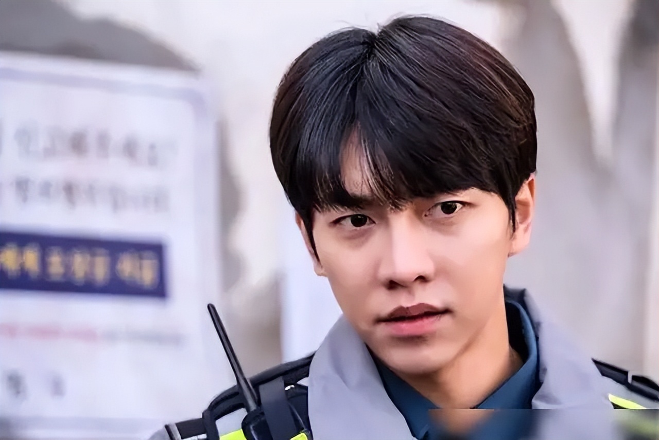 推荐12部你绝对没有看完的韩剧,十大经典烧脑韩剧推荐