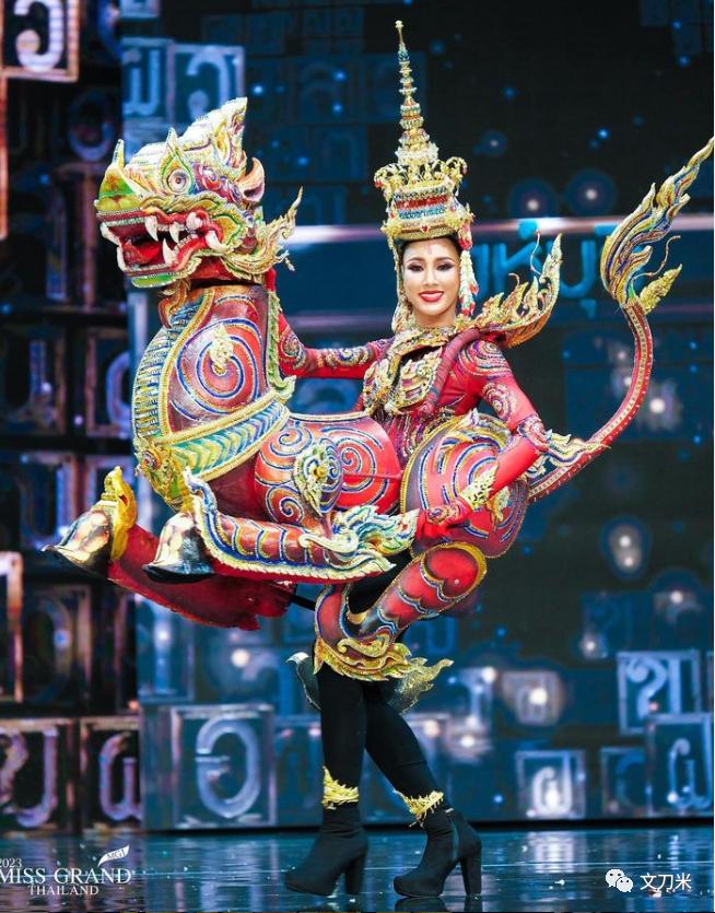 恐怕是地球最抓马的时装秀|MetGala小意思