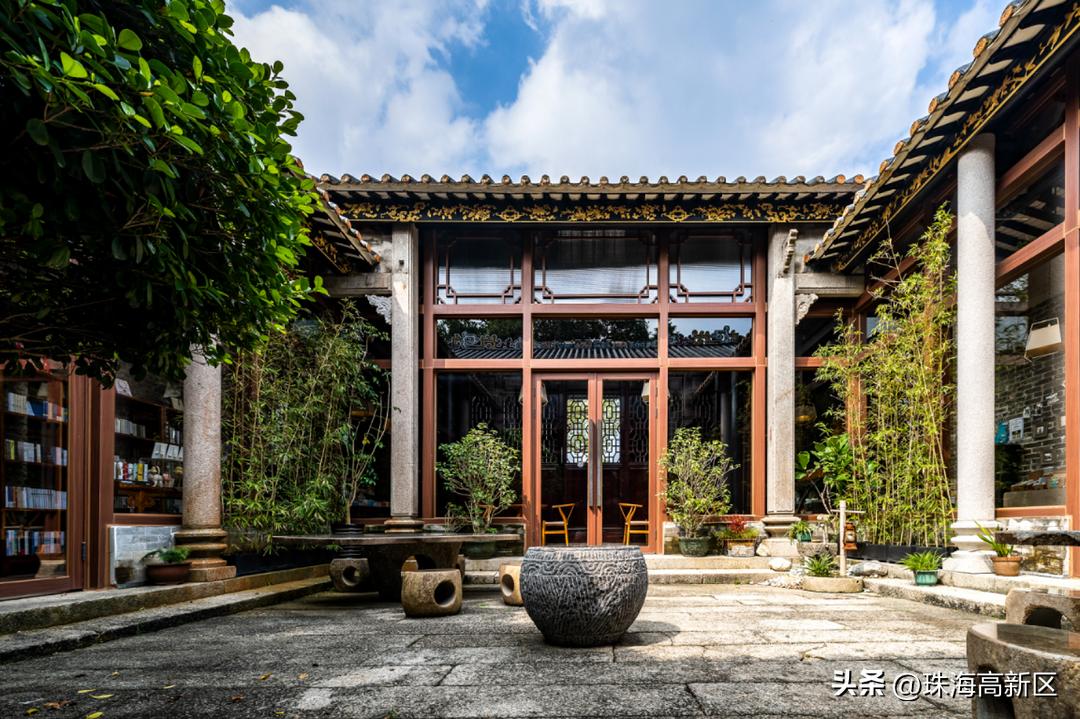 国庆小众游玩古镇美食,逛古镇品美食登山观景