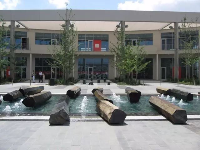 大山里捡回来的石头,大山里的石头块