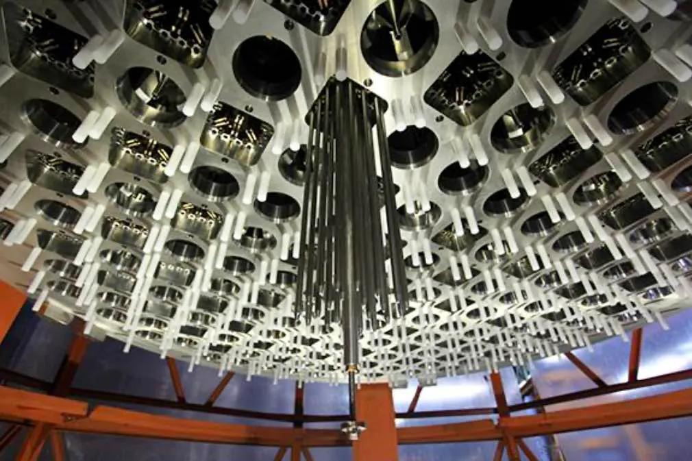 中国目前有几台万吨水压机,大国工匠水压机