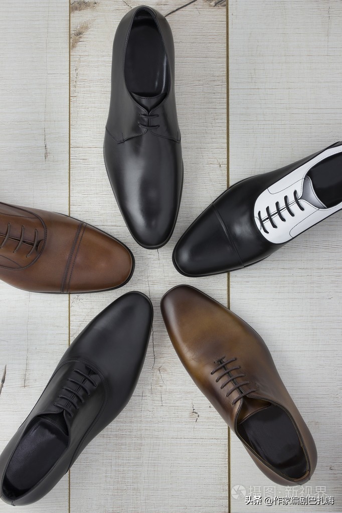 鸿星尔克男款鞋,一双鸿星尔克多少钱