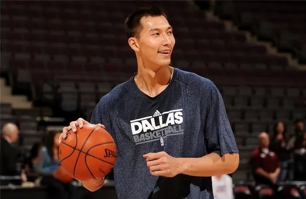 易建联和他妻子,易建联及老婆