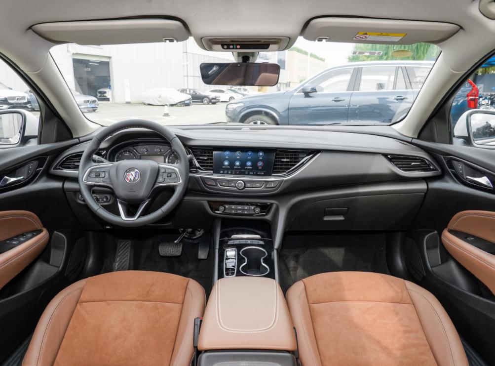 15万买君威1.5还是2.0t,15万元的新款别克君威还值得选吗