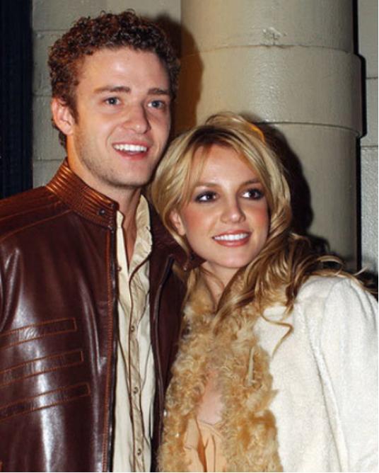 “小甜甜”被父亲在体内放节育器，奴役她13年，禁止让她见孩子