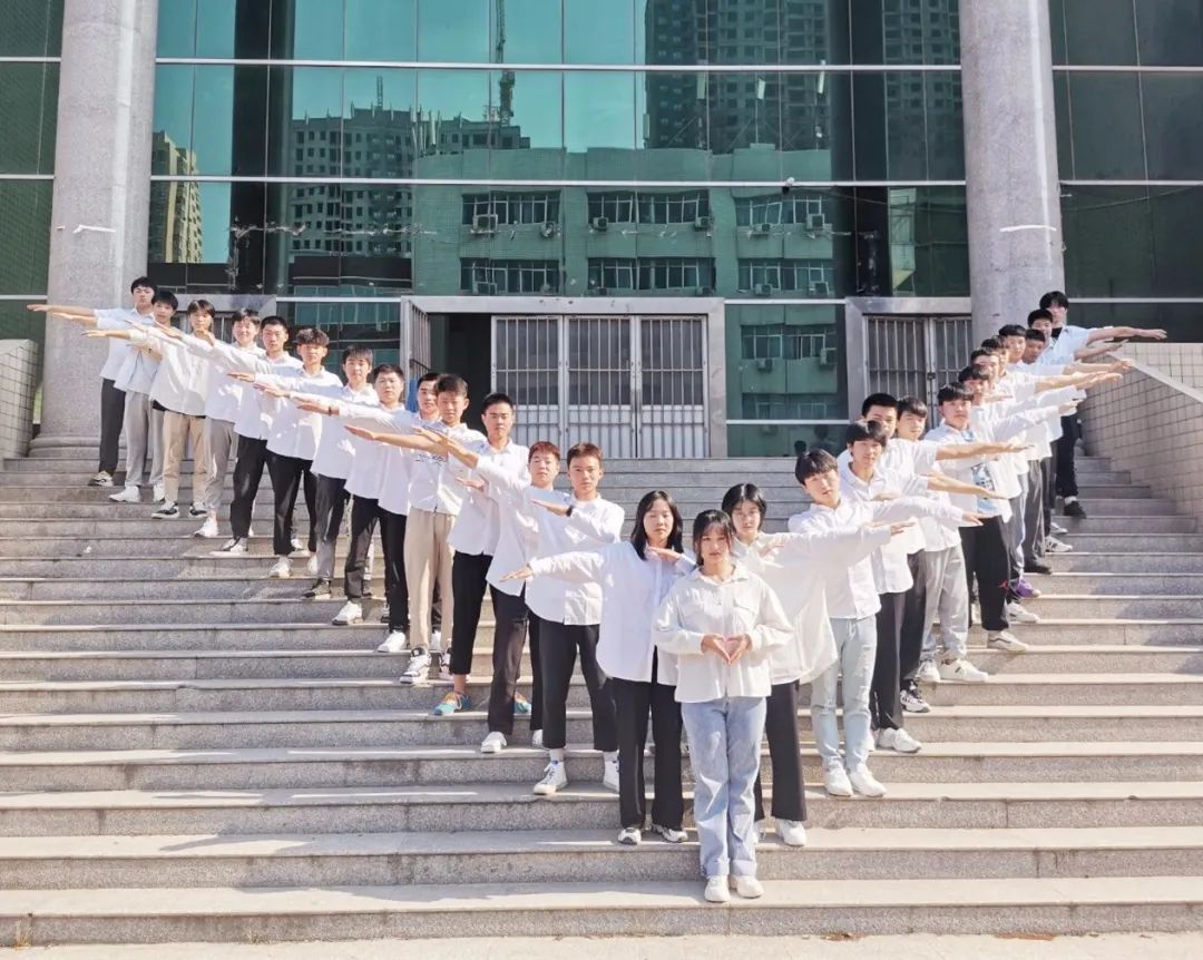 郑州北大青鸟学校都有什么专业,郑州北大青鸟靠谱吗