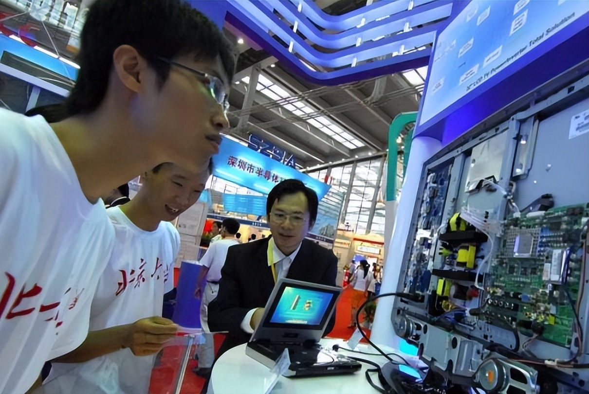 计算机有哪些热门专业就业前景好,未来5年比较有前景的专业