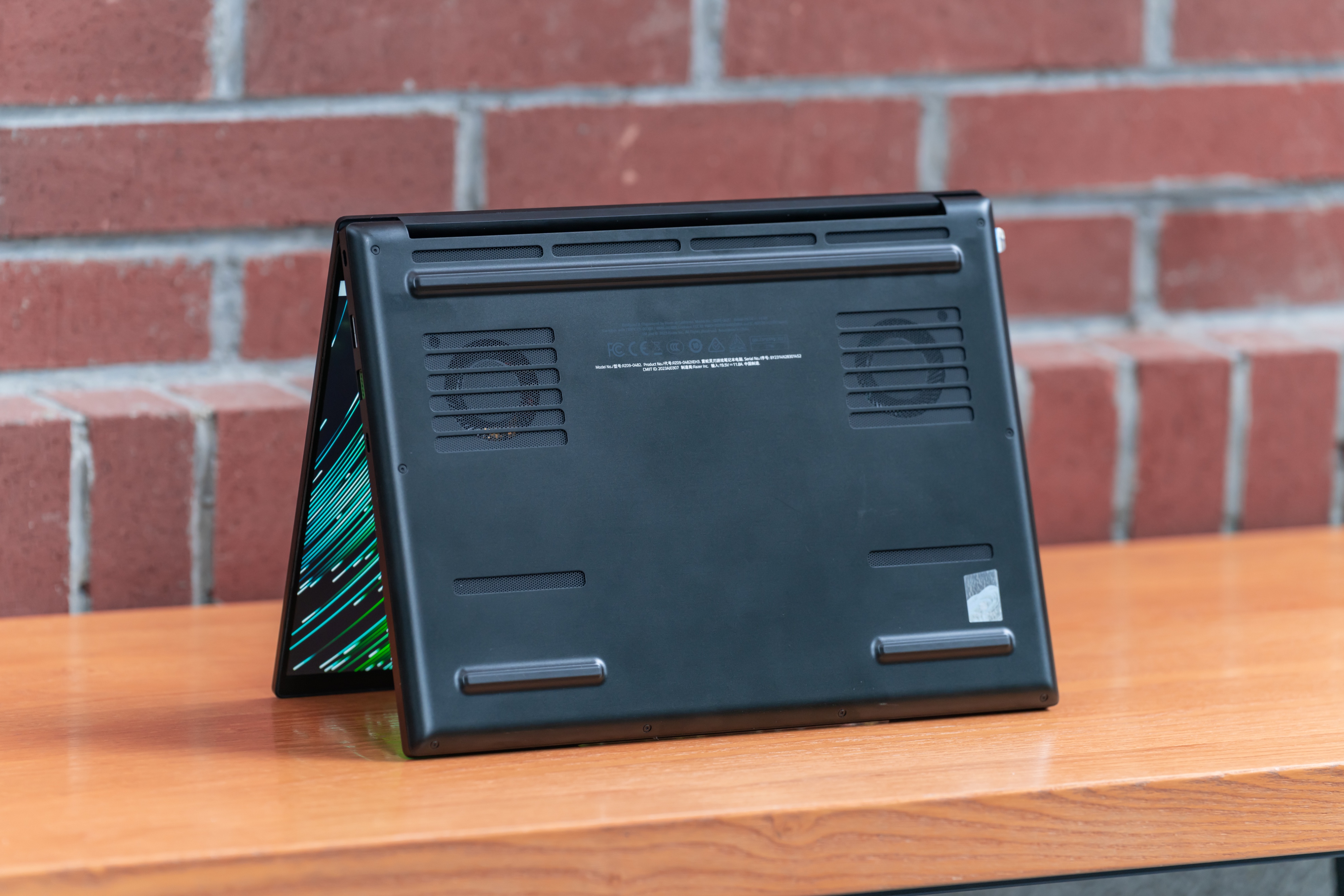 笔记本雷蛇灵刃14锐龙版,雷蛇笔记本灵刃14锐龙价格