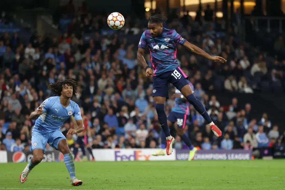 德尚看姆巴佩踢球,德尚评价姆巴佩2018年