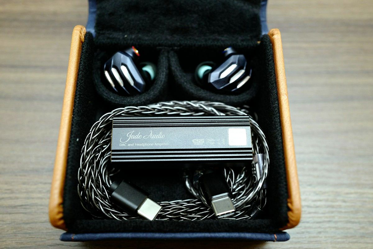 飞傲fh9和7s哪个性价比高,飞傲fa9和fh7s哪个好