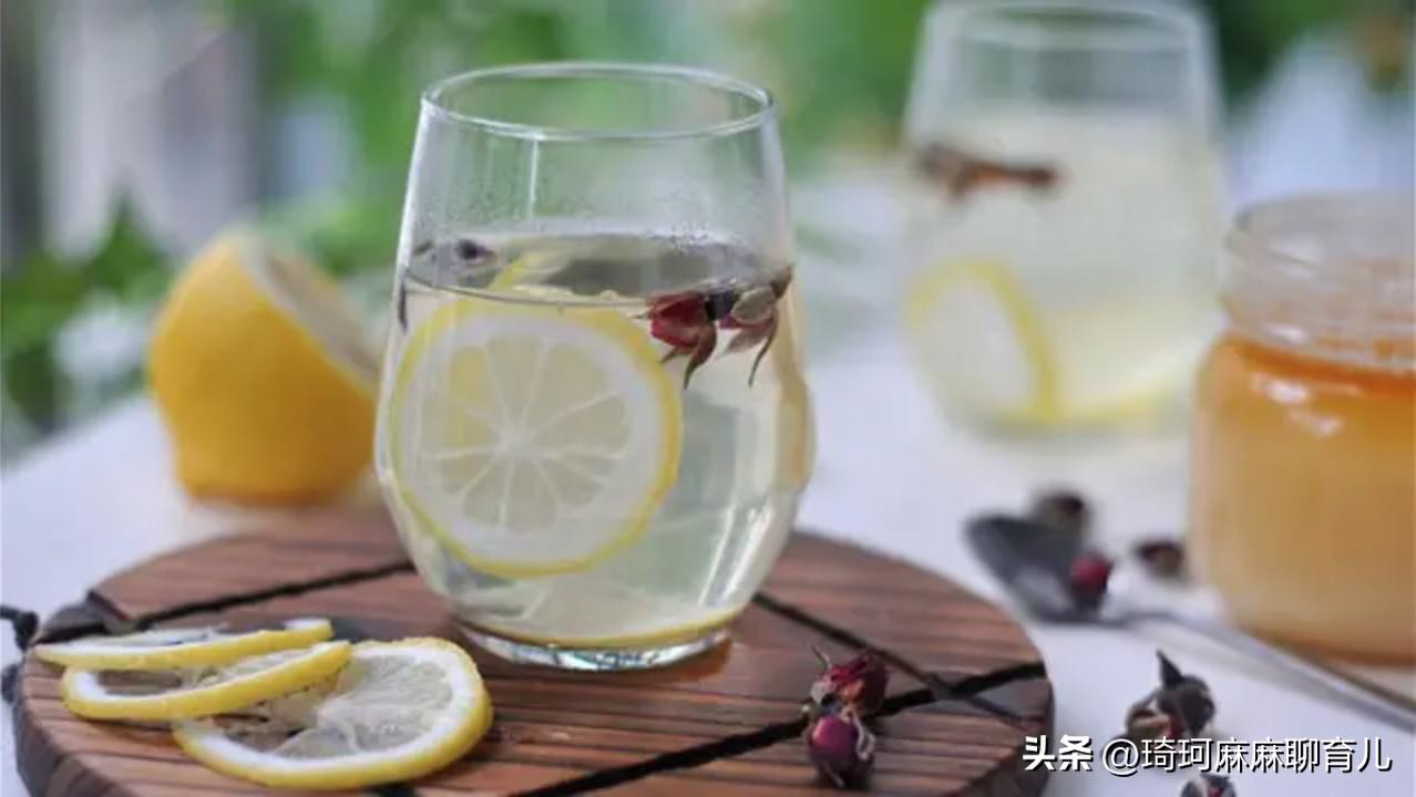 孕妇可以喝柠檬水加蜂蜜吗,孕妇可以喝柠檬水吗能降血糖吗