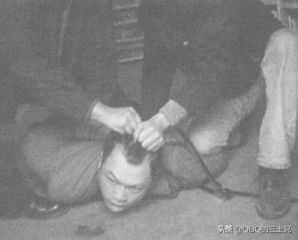 水泥下的秘密,水泥地下挖出的秘密