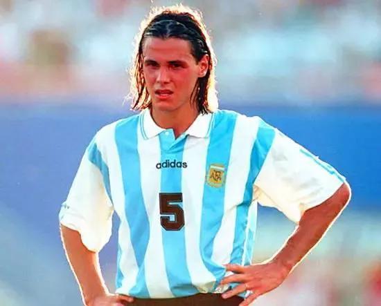 阿根廷伊瓜因实力,阿根廷名将迪马利亚