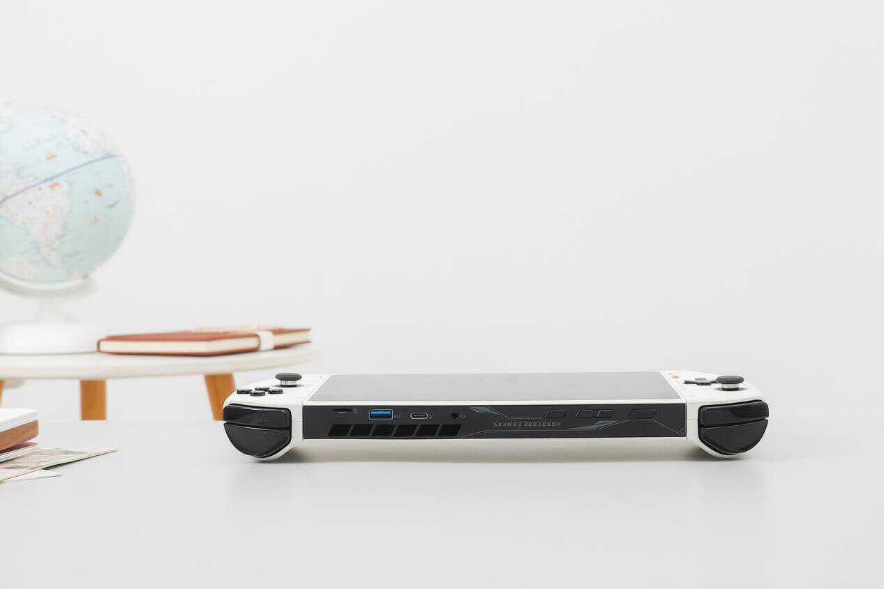 畅玩3a游戏掌机,壹号本游戏掌机mini能玩的3a大作