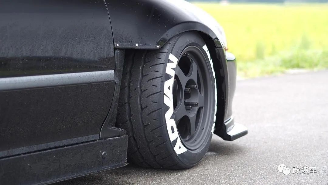 战斗范儿拉满的黑武士本田飞度GE和思域EG,兼顾素雅和张狂