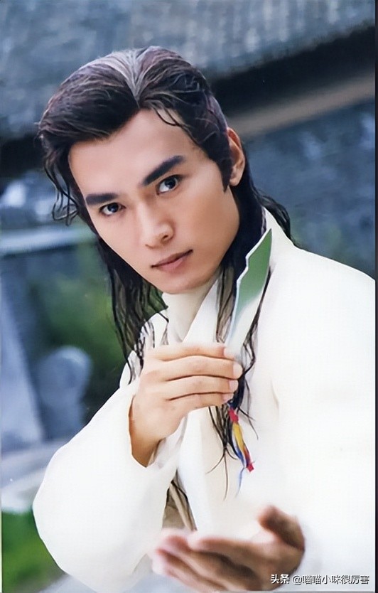 什么发型都能驾驭的男明星,你们觉得哪个男明星发型好看