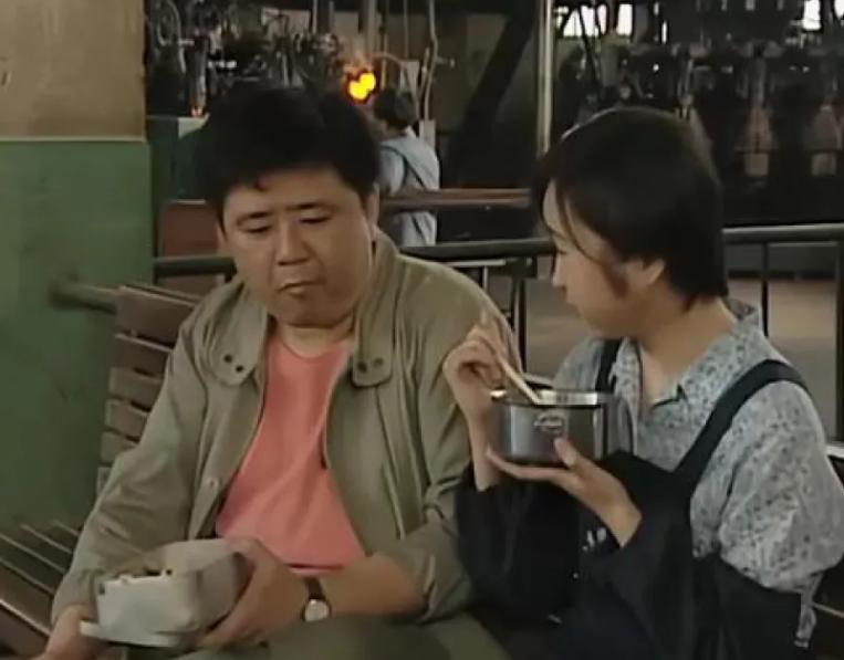 为什么现在年轻人不愿意去制造业,制造业艰难时刻打工人何去何从