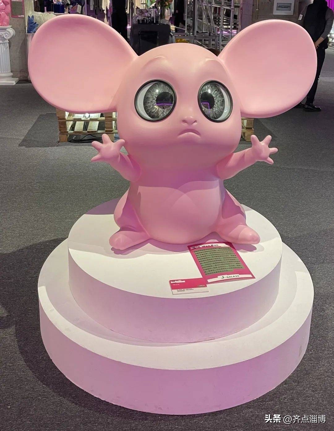 快来观展！“人间烟火•潮流花开“钟书阁潮流艺术展持续热展中