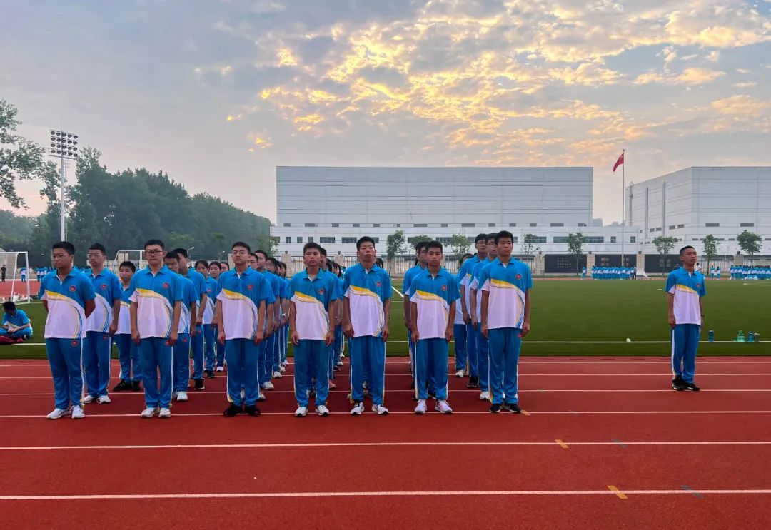 郑州高中学校军训,郑州市各高中军训