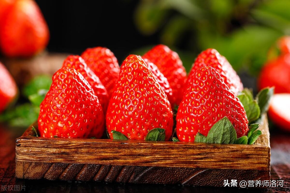 鼻头有黑头如何祛除小窍门,鼻头黑头可以喝什么来改善